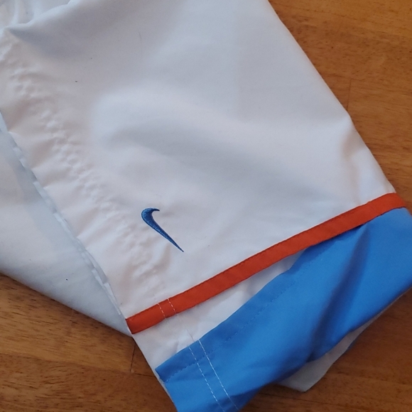 NWT Nike Women's Cropped Pants XL - Picture 2 of 6